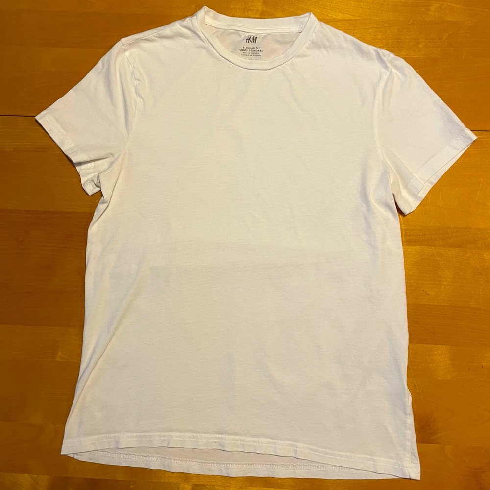 Men’s H&M Regular Fit Short Sleeve T-Shirt, Size M